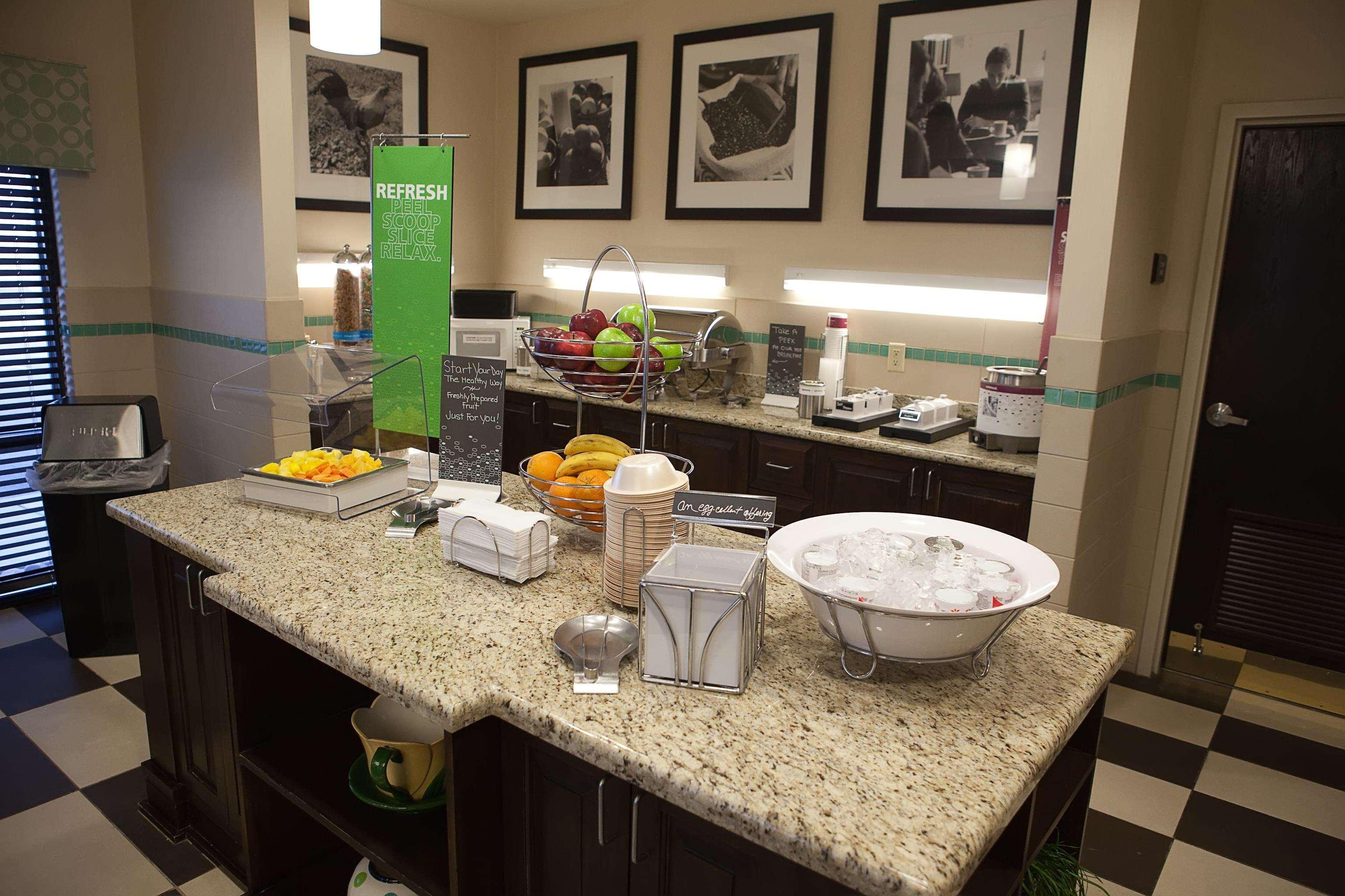 Hampton Inn קולבי מראה חיצוני תמונה