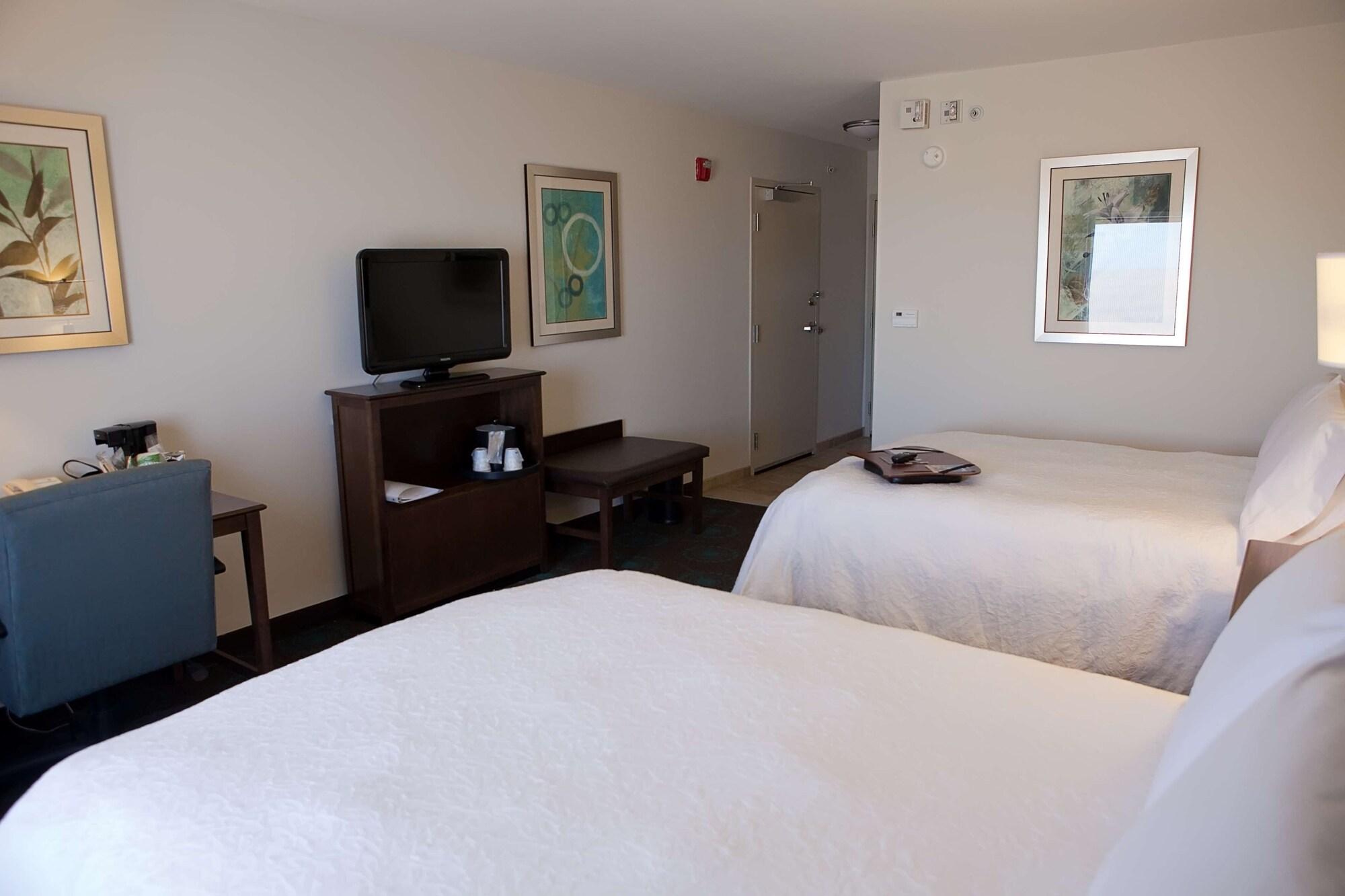 Hampton Inn קולבי מראה חיצוני תמונה